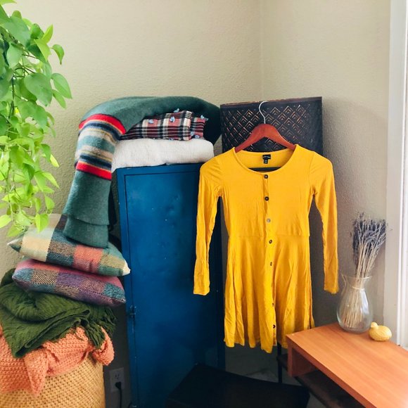 Spring Ribbed Long Sleeve Tunic - Picture 3 of 3